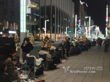 苹果“福袋”将开售 日本再现抢购狂潮