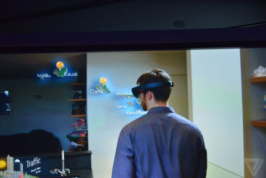微软发布新虚拟现实技术Holograms和智能眼镜