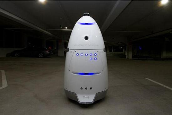 Uber 用上了机器人保安,是一台行走的监控摄像机