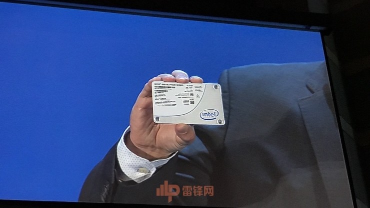 Core i9系列登场:农企翻身90度,英特尔也不能“挤牙膏”了 | Computex 2017