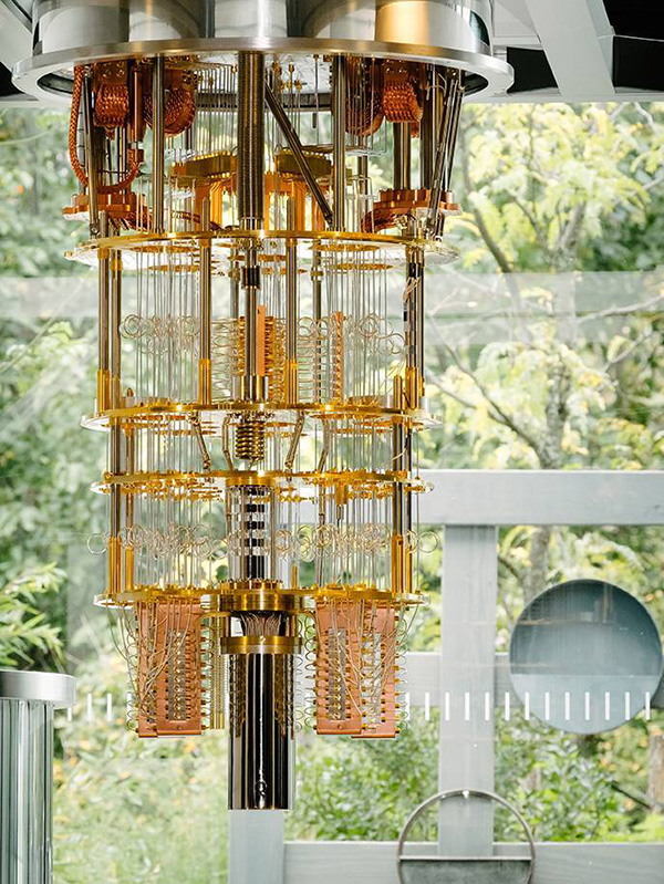IBM再次超越谷歌:研制出50量子位计算机原型机