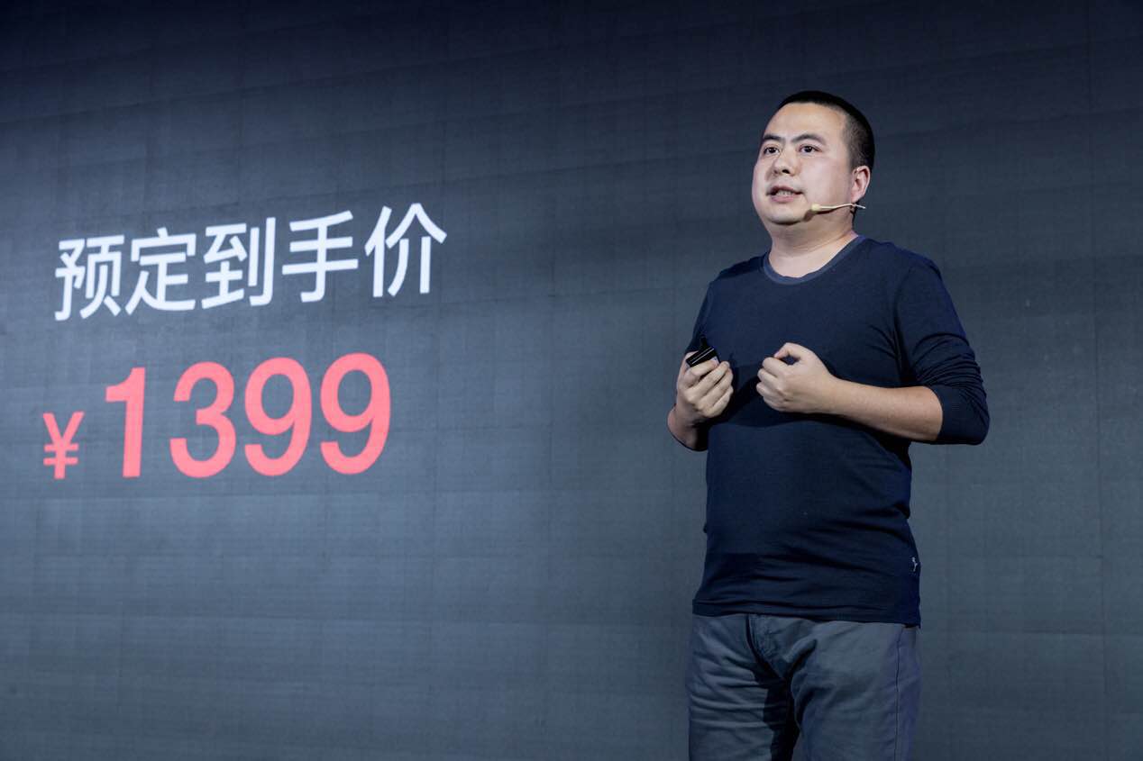 360发布智能扫地机器人,预约到手价1399元