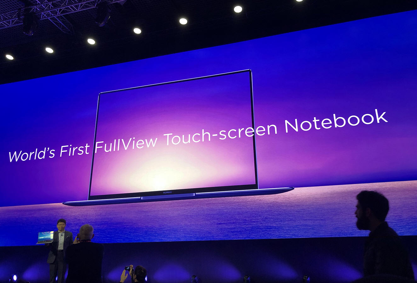 华为发布首款全面屏笔记本HUAWEI MateBook X Pro 售价1499欧元起