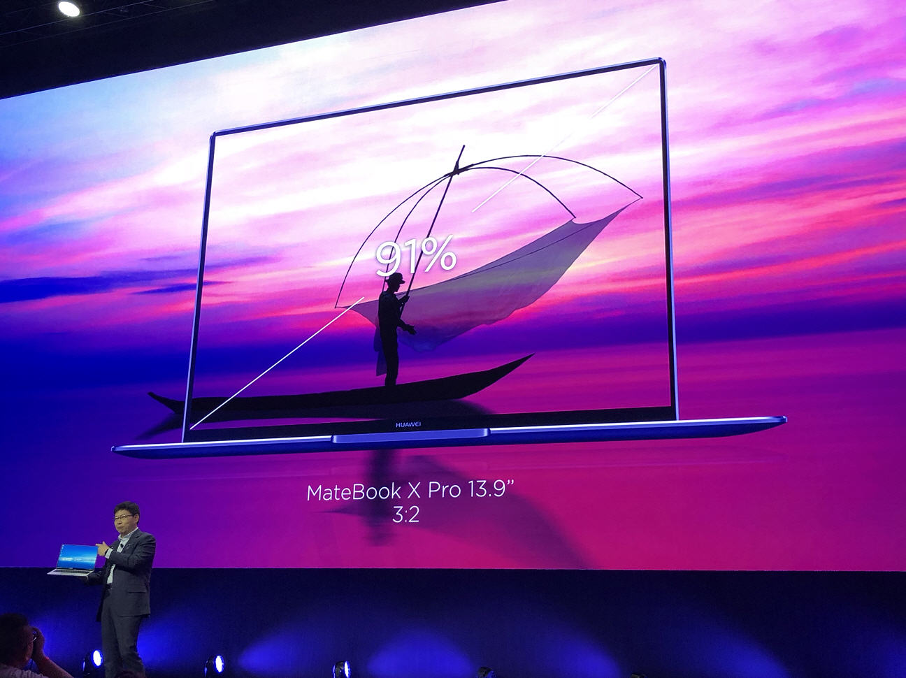 华为发布首款全面屏笔记本HUAWEI MateBook X Pro 售价1499欧元起