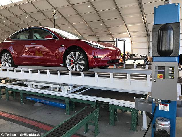 Model 3生产目标难达到 马斯克称特斯拉需彻底改进