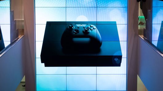 微软已推Xbox订阅式购买服务 放弃研发VR头盔