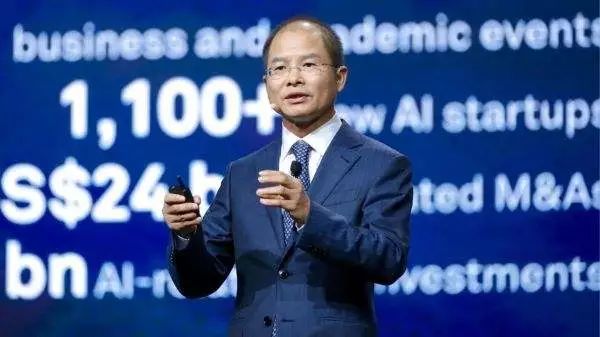 科技日报:华为AI芯片很强,但外行请别瞎吹