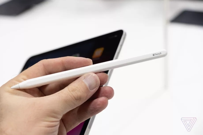 外媒上手iPad Pro:取消home键让边框更窄更漂亮