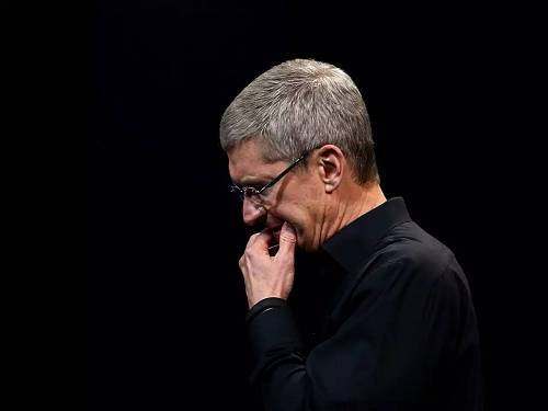 苹果下调业绩预期 库克:iPhone在华销售不理想